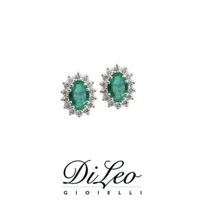 DI LEO Orecchini margherita con diamanti ct compl. 0,36 oro bianco 18 KT e smeraldo Daydream47/03